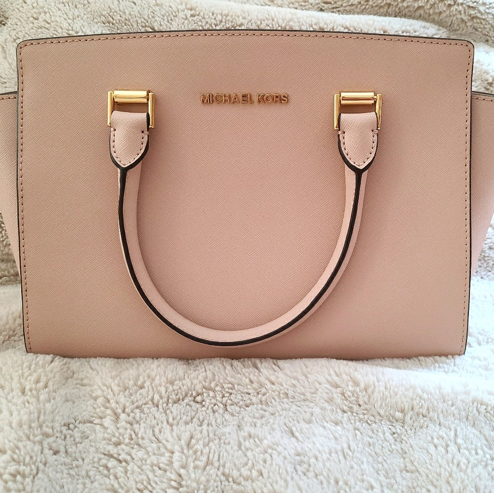Michael Kors Medium Selma Saffiano handbag